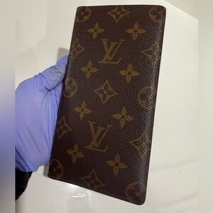 Louis Vuitton Monogram Brazza Wallet